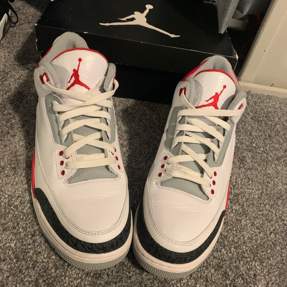 Air Jordan Retro 3 - 🔥 Red
